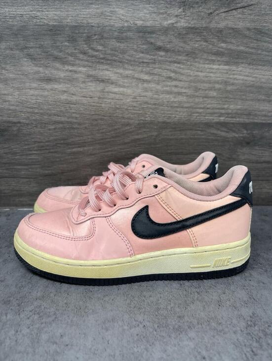 Nike Other - Nike Air Force 1 Low Valentines Day Sneakers Kids Size 1 GS Pink Sneakers